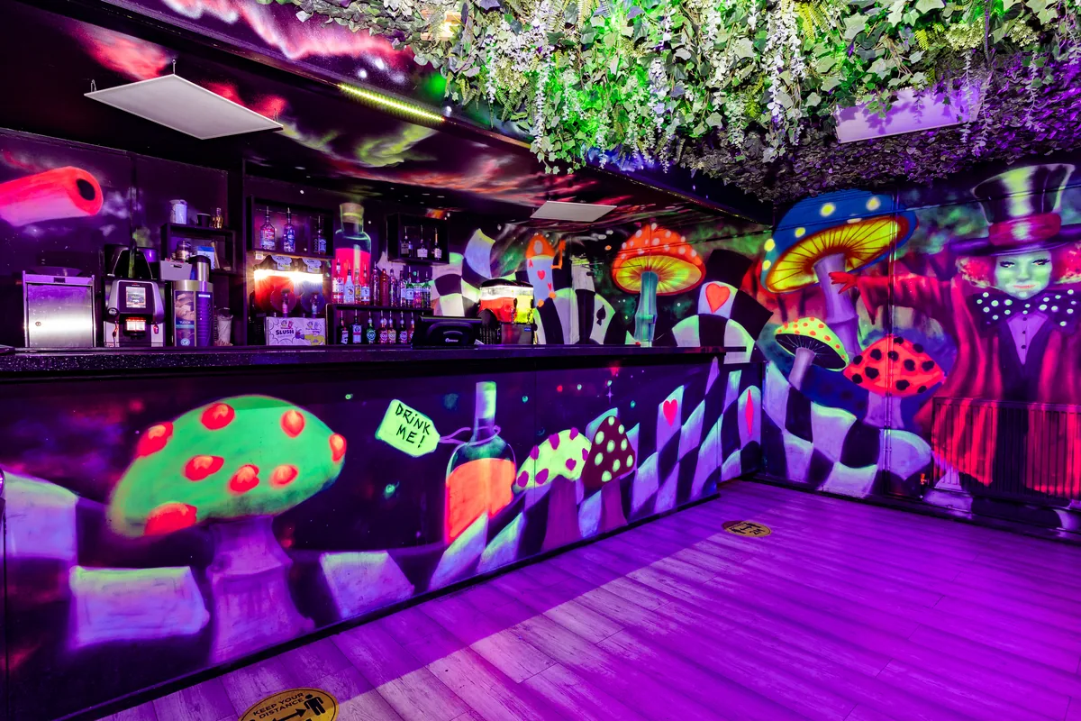 The DJW bar