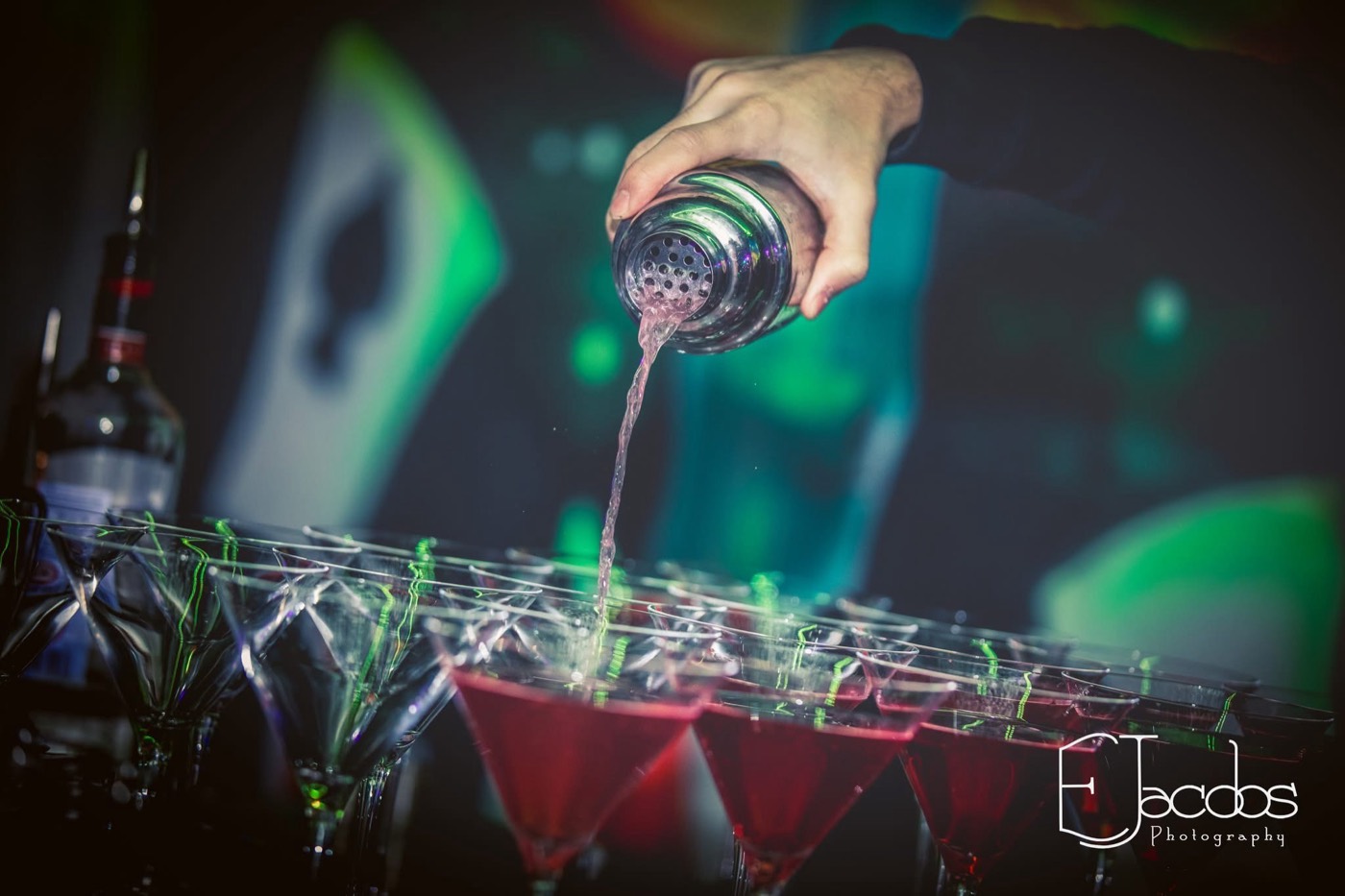 Cocktails being poured at a Bar Mitzvah